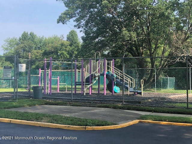 Building Photo - 35 Manchester Ct