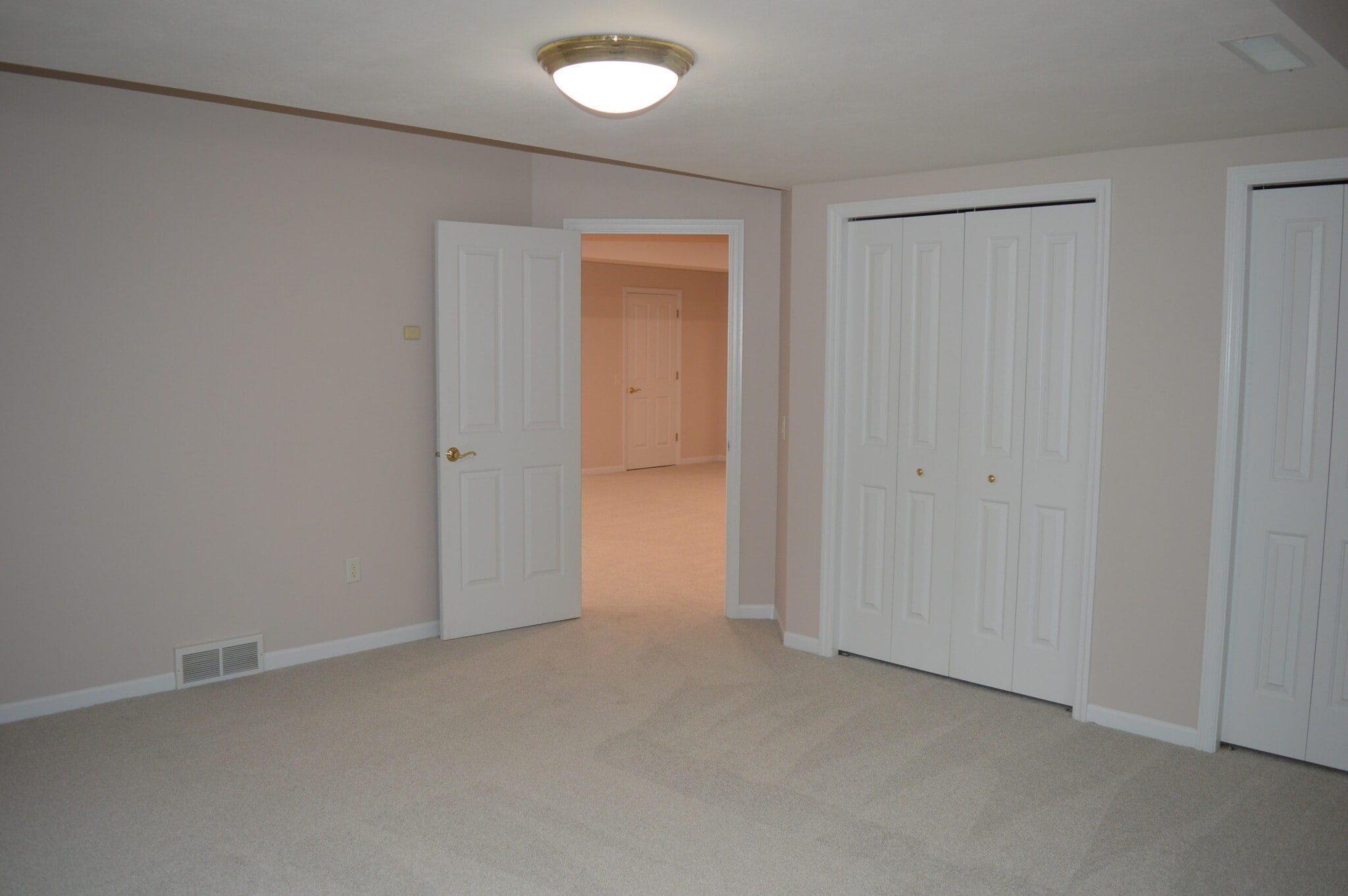 Building Photo - 7541 Red Fox Trl