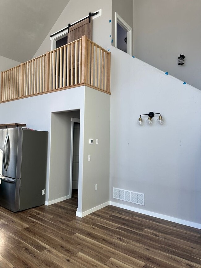 Building Photo - Super cute 3-bedroom, 2-bath single-family home in Palmer!