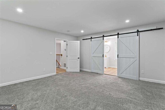 Building Photo - 2023 Stoneleigh Dr