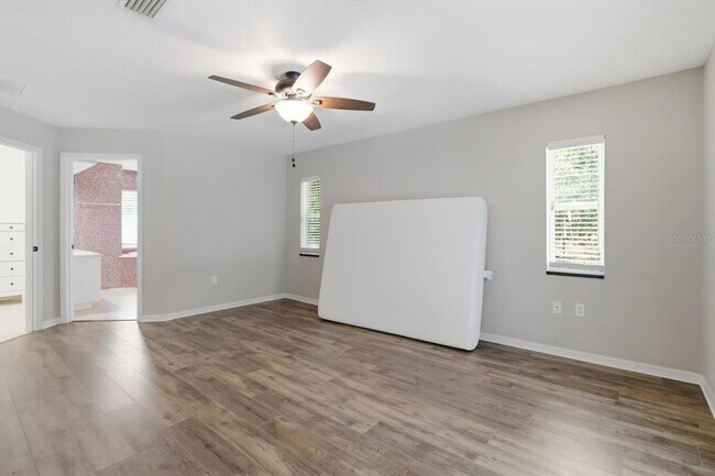 Building Photo - 4501 N Rushmore Loop