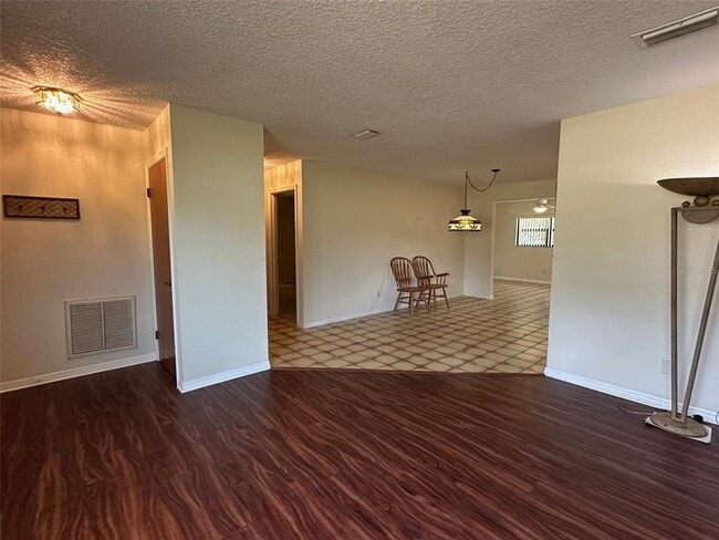 Building Photo - 706 Desota Ave