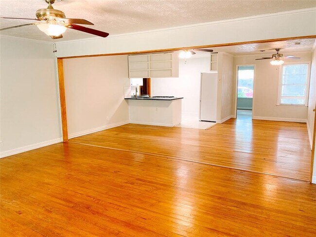 Building Photo - 1808 Princeton Ave