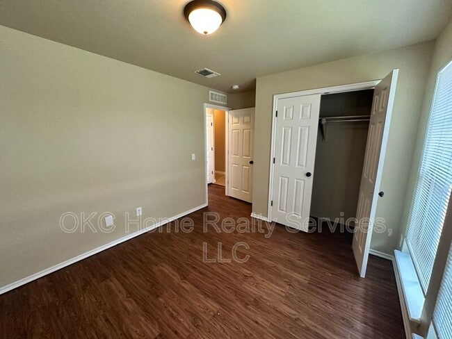 Building Photo - 2620 NW 183rd St