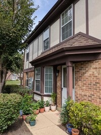 Building Photo - 199 Lawn Ct