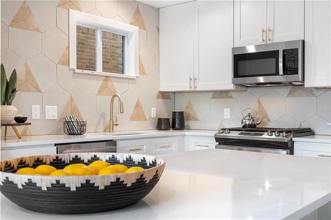 Building Photo - 3808 Leafield Dr