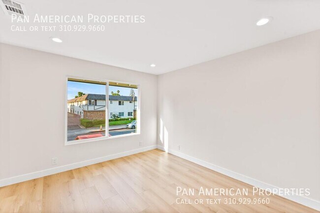Building Photo - 16566 Alliance Ave