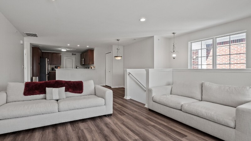 Building Photo - 7008 Boulder Pointe Dr