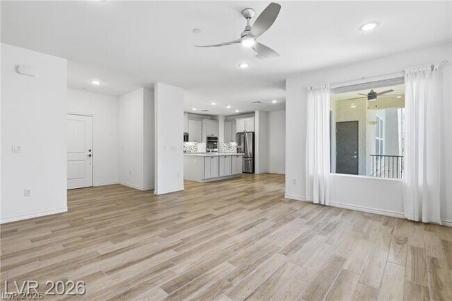 Building Photo - 2555 Hampton Rd