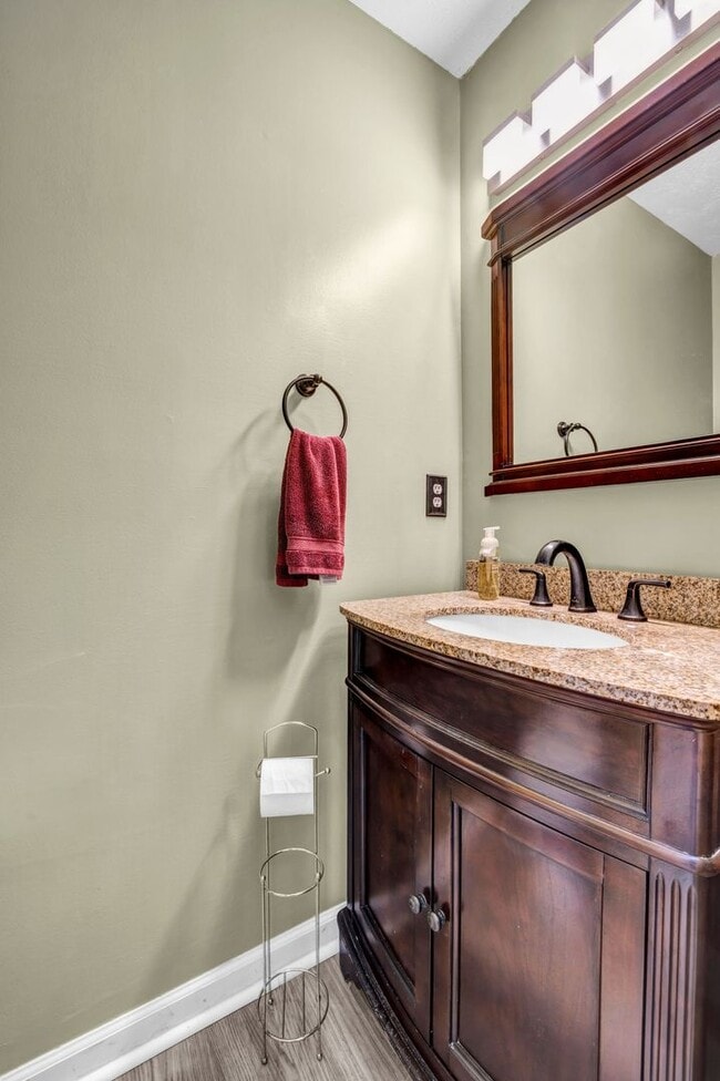 Building Photo - Fully Furnished 2 Bedroom, 2.5 Bath Townhome – Marietta, GA