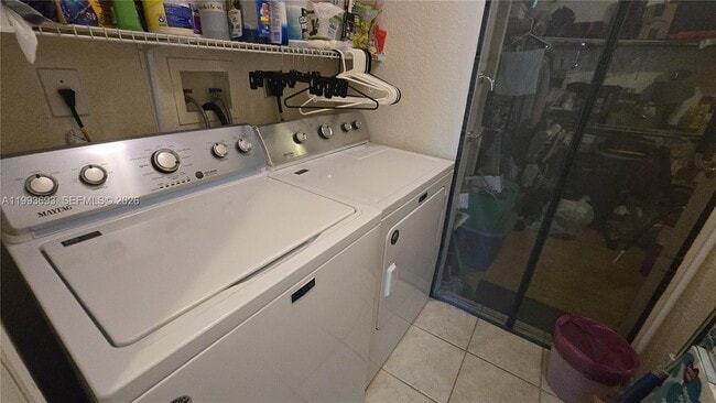 Building Photo - 7950 NW 20th St