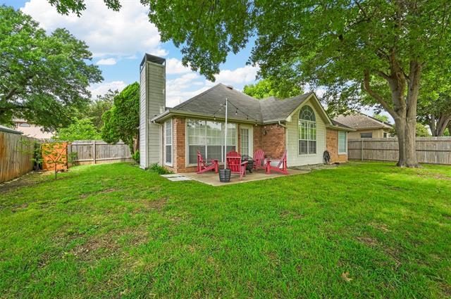 Building Photo - 1735 Parkwood Dr