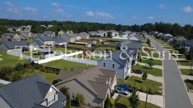 Building Photo - 2925 Grassy Knoll Cir
