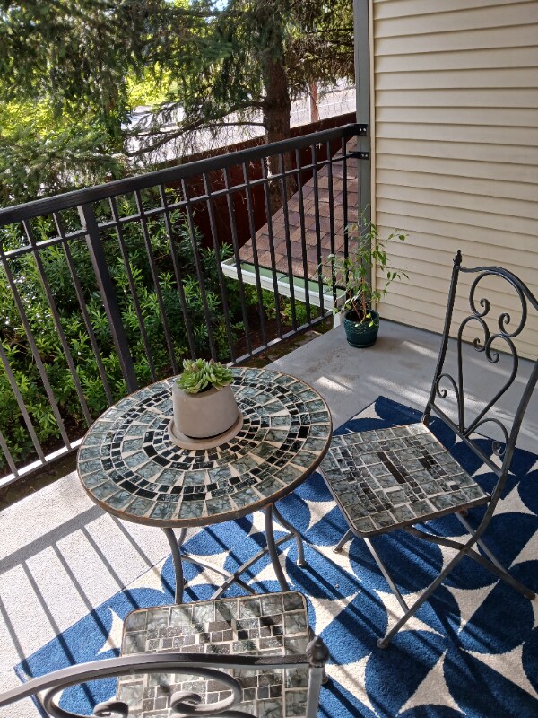 Building Photo - 720 NW 185th Ave