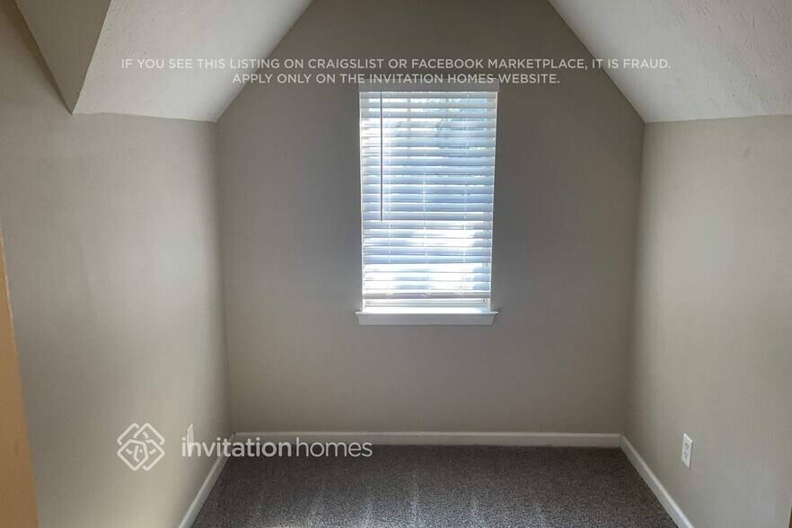 Building Photo - 721 White Dove Dr