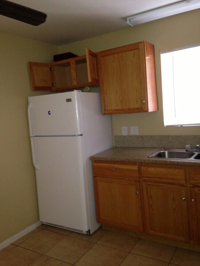 Building Photo - 4216 Middlesex Ave