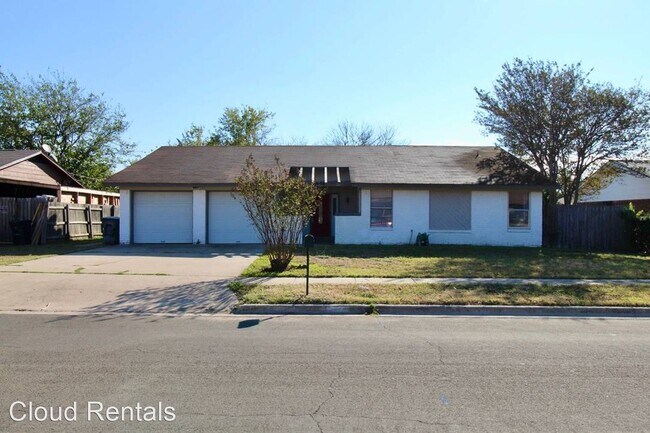 Primary Photo - 3 br, 2 bath House - 1904 STARDUST ST
