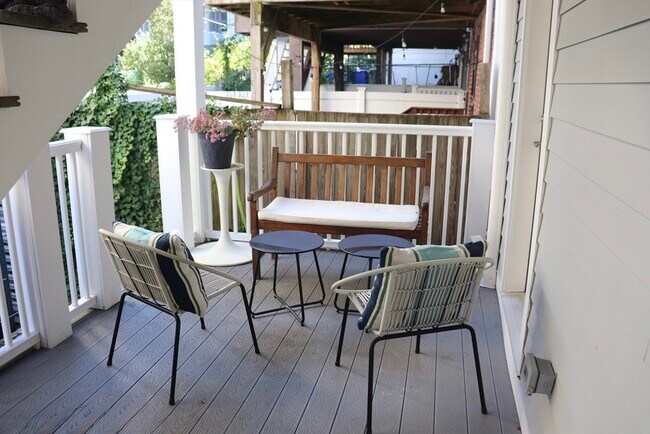 Building Photo - 64 O St