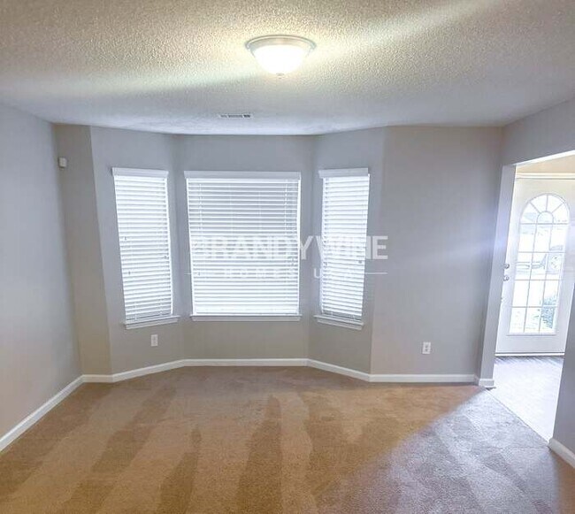 Building Photo - 6522 Dekeon Dr