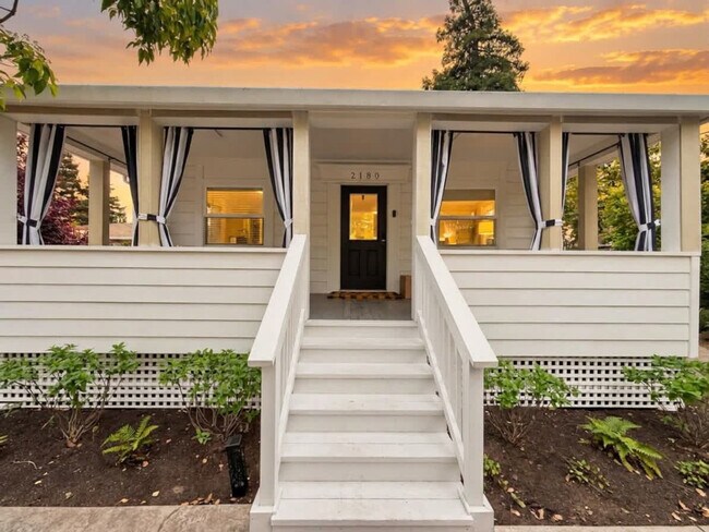 Building Photo - 2180 Shurtleff Ave