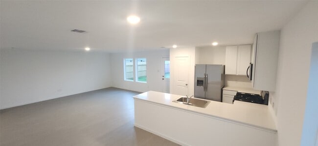 Building Photo - 26815 Prairie Smoke Ln