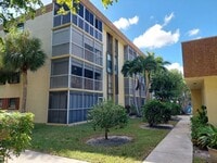 Building Photo - 367 S Federal Hwy