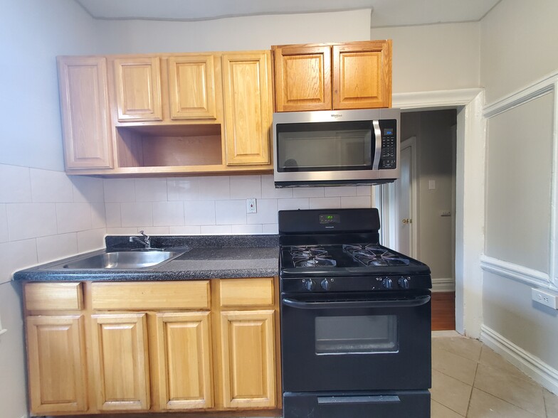 93 Fairview Ave B3 - 90 Fairview Ave