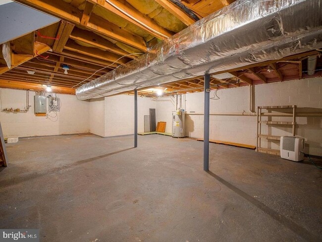 Building Photo - 1001 Winfield Ct