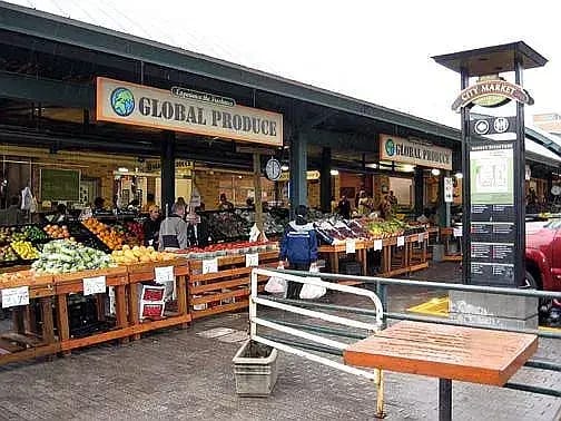 Building Photo - 509 DELAWARE St