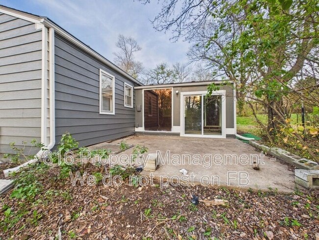 Building Photo - 11307 E 77th Terrace