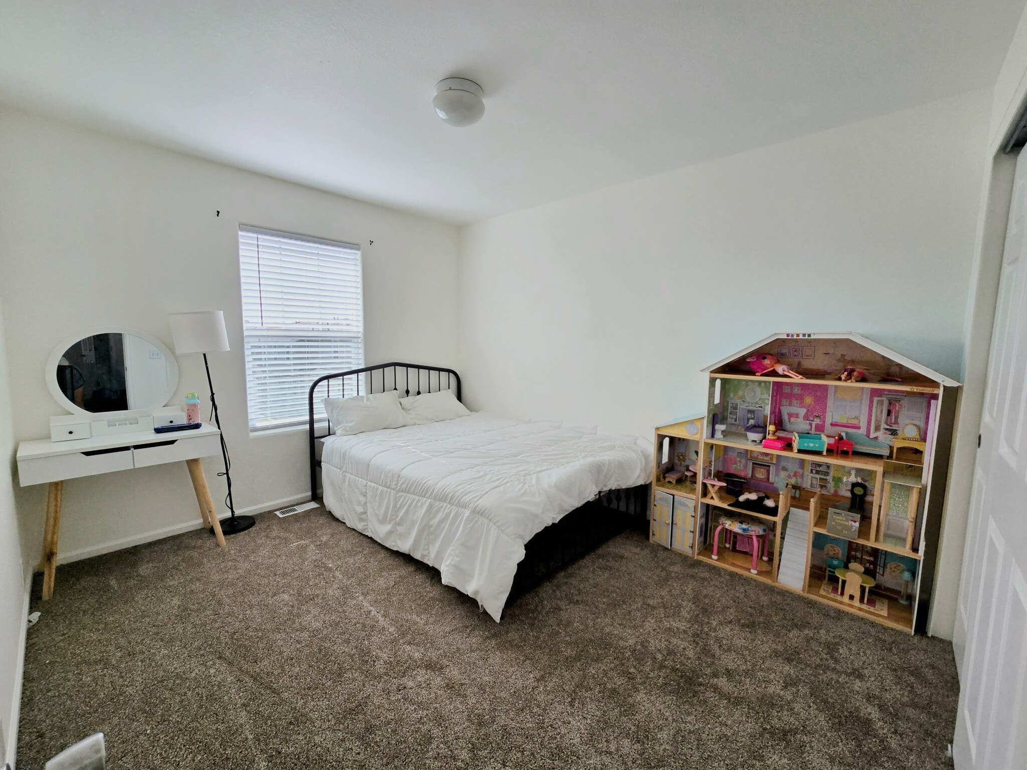 Building Photo - 2873 Tumblewood Grv