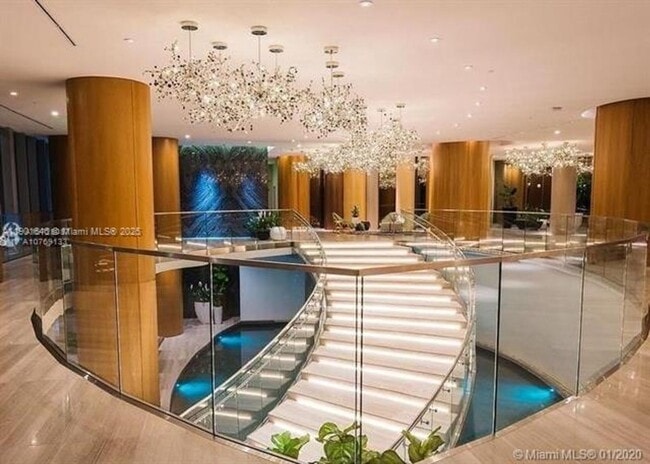 Building Photo - 488 NE 18th St