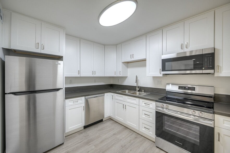 Interior Photo - The Village at La Mesa