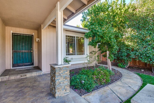 Building Photo - Remodeled Home- Gas Range- Double Pane Win...