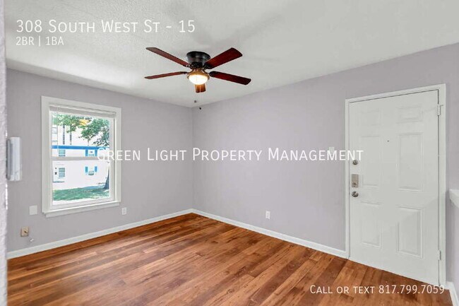 Building Photo - 308 South West St-15