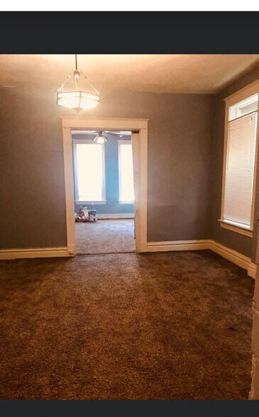 Building Photo - 3965 N 21st St