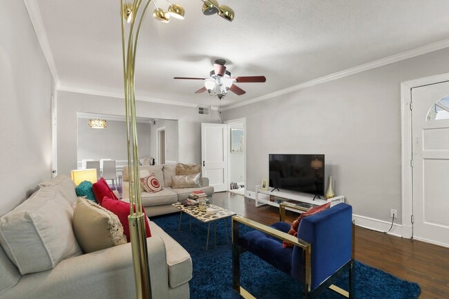 Building Photo - 5807 Vickery Blvd