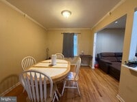 Building Photo - 697 Johnstone St