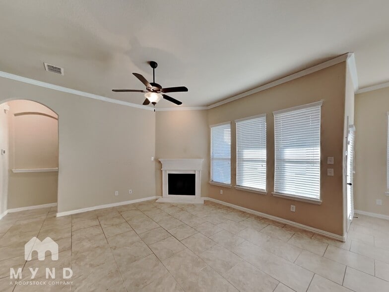 Building Photo - 16500 White Rock Blvd