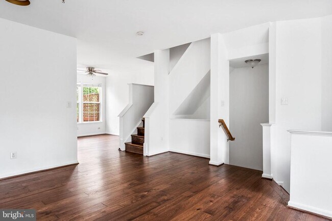 Building Photo - 21562 Iredell Terrace
