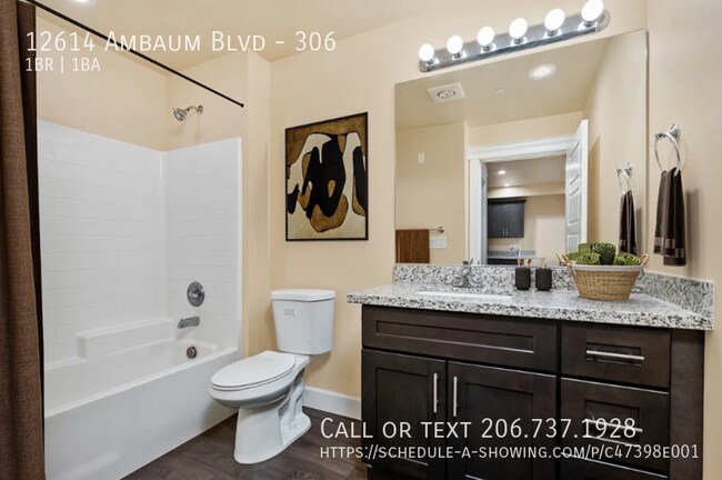 Building Photo - 12614 Ambaum Blvd SW