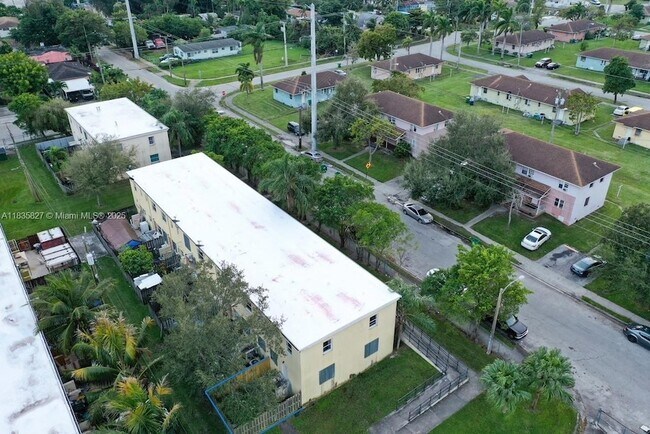 Building Photo - 8329 NW 5th Ave