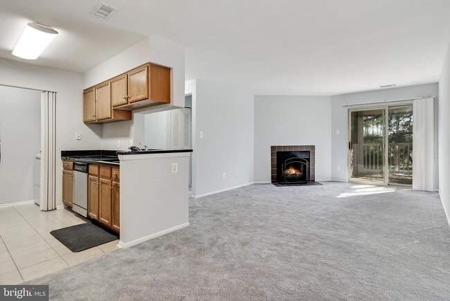 Building Photo - 1781 Jonathan Way