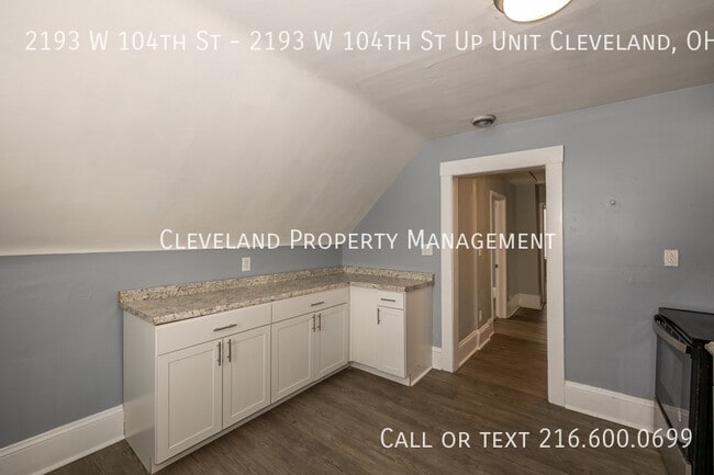 Building Photo - 2193 W 104th St