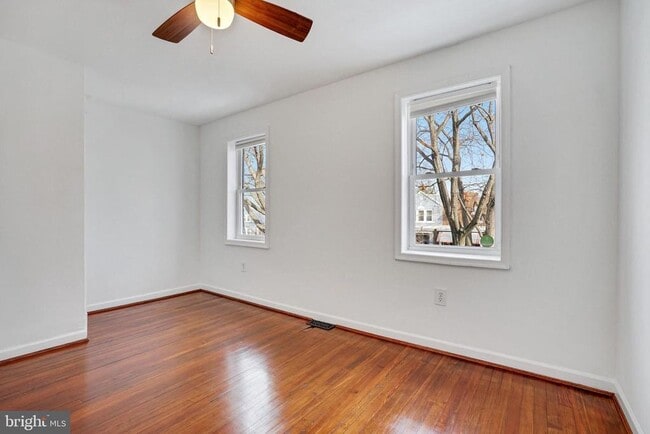 Building Photo - 5232 5th St NW