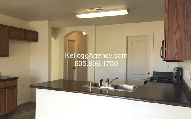 Building Photo - 2 Story / 4BR / Ventana Ranch West