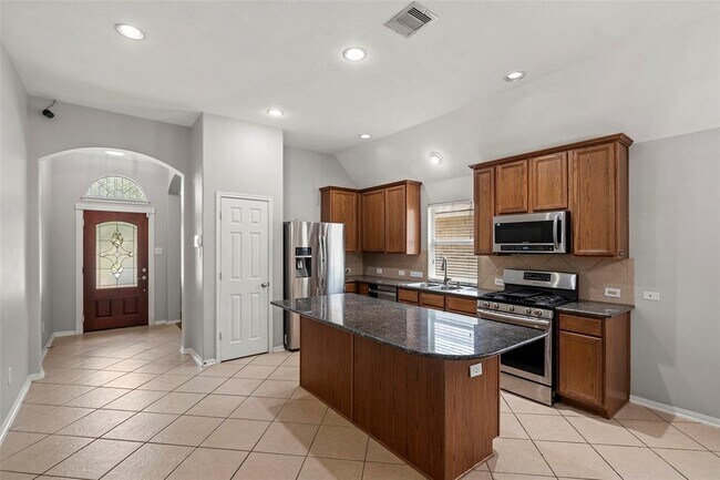 Building Photo - 6907 Birnam Garden Lane