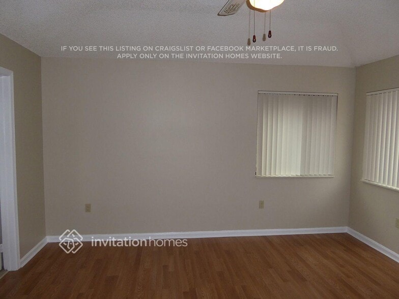 Building Photo - 9560 NW 18th Pl