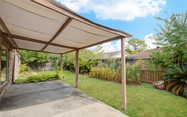 Building Photo - 14211 Ella Lee Ln