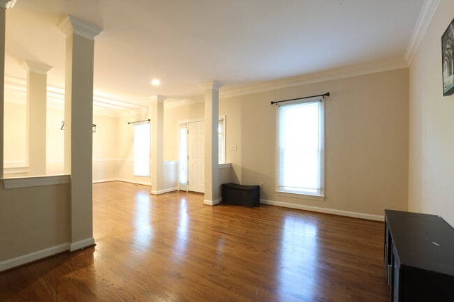 Building Photo - Welcome Home